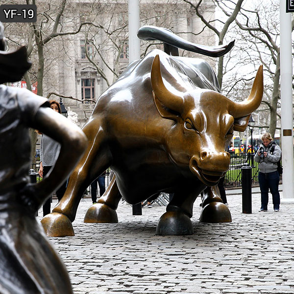 Bull & Bear Statues | Stock Market Bull & Bear Sculptures
