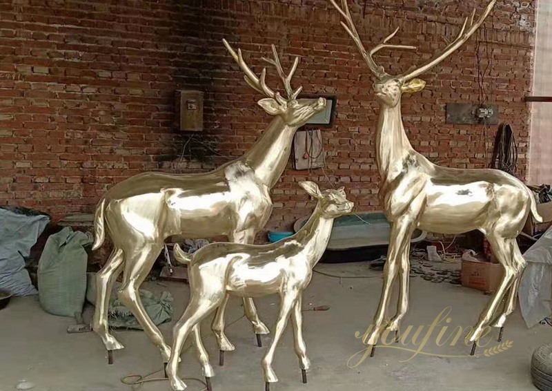 Life Size Bronze Deer and Fawn Outdoor Lawn Ornaments for Sale