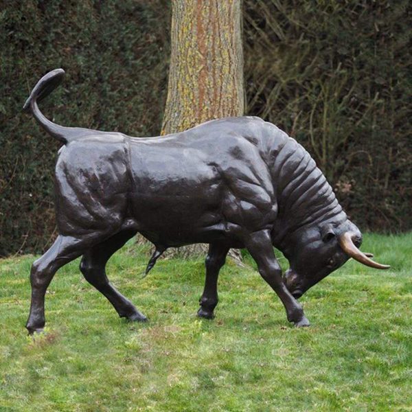 Hot Sale Large Bronze Bull Statue Supplier BOKK-791