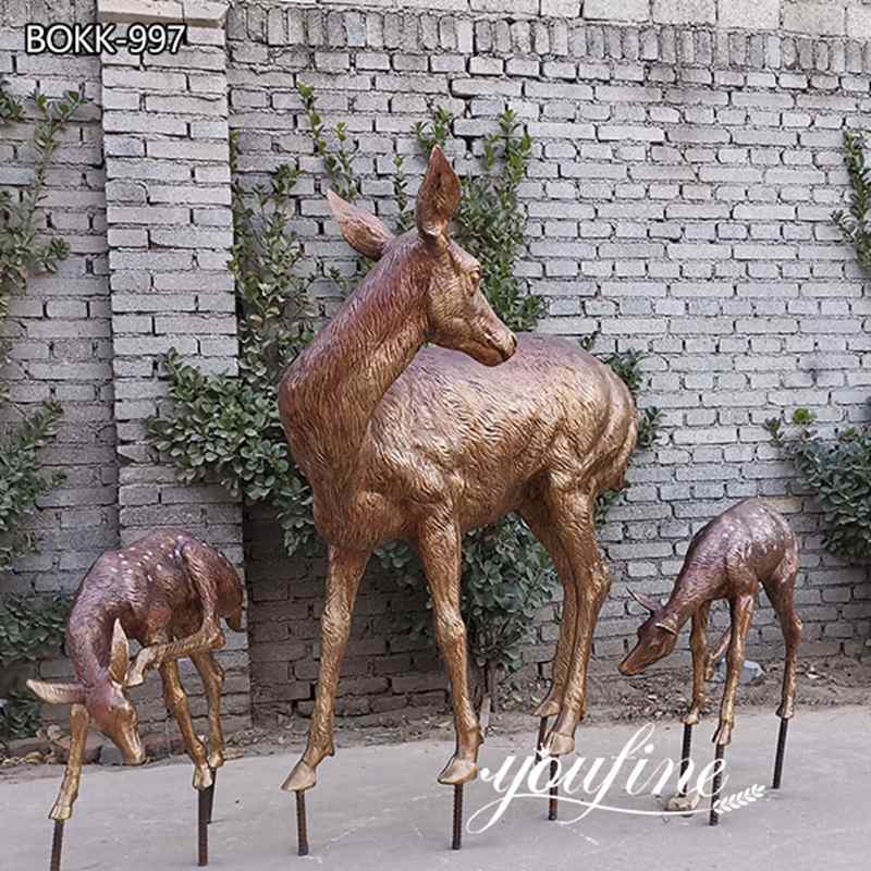 garden deer statue