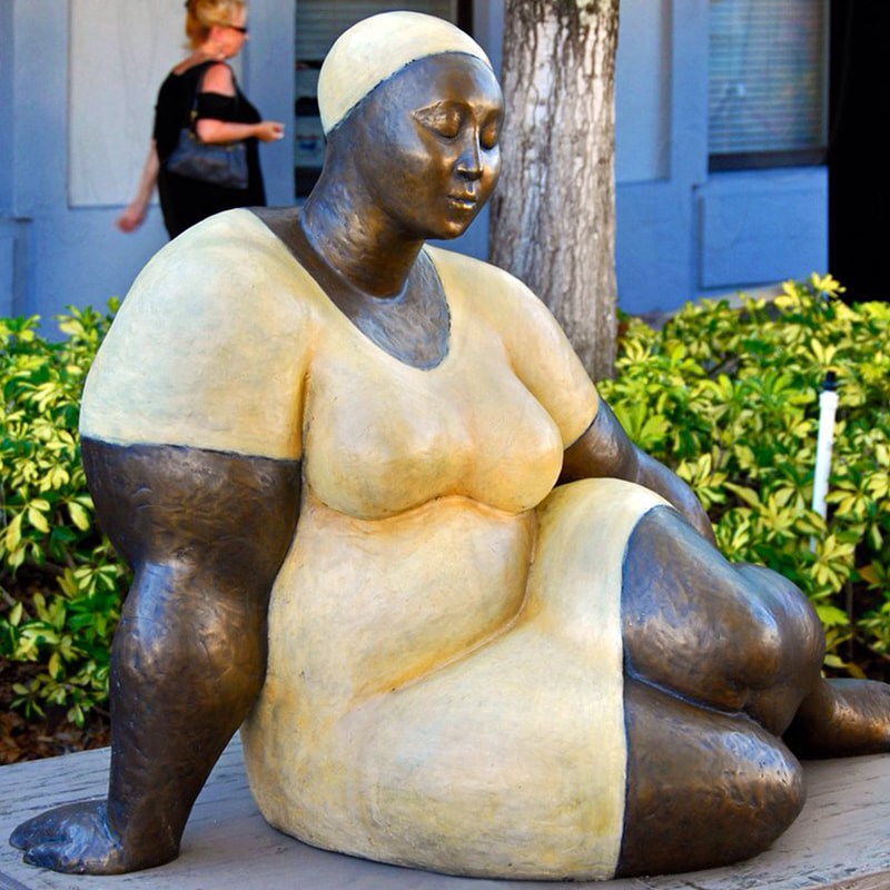 Bronze Fat Lady Sculpture Show Beauty of Women