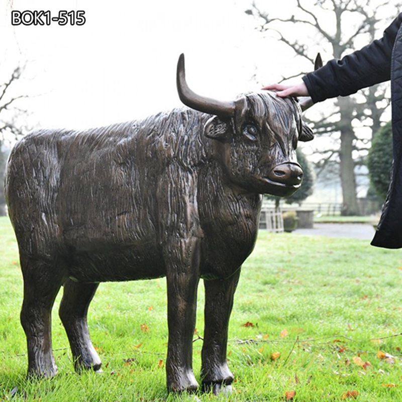High Quality Freestanding Bronze Highland Cow Garden Sculpture