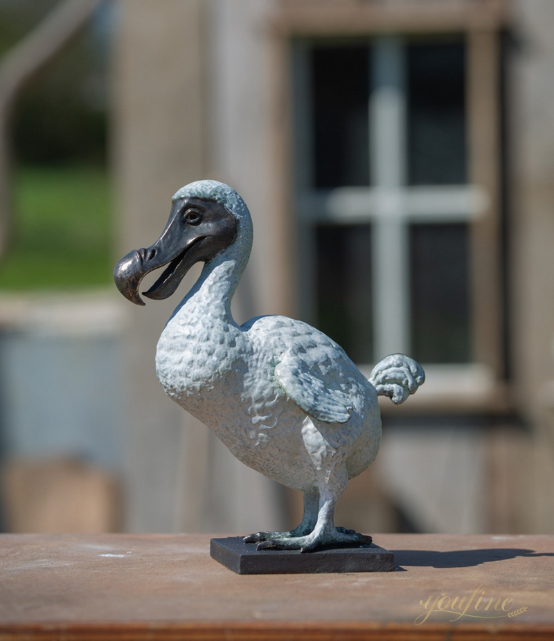 The DoDo Patina Bronze Bird Sculpture for Sale